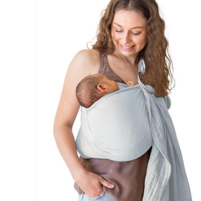 Écharpe de portage bébé maman main libre gris