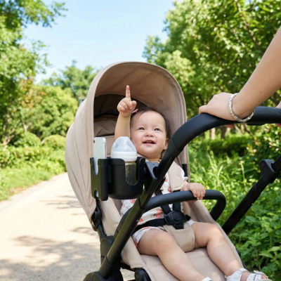Porte-gobelet poussette mains libres bébé pointe sentier