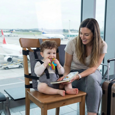 Rehausseur pour chaise nomade compact maman bébé aéroport